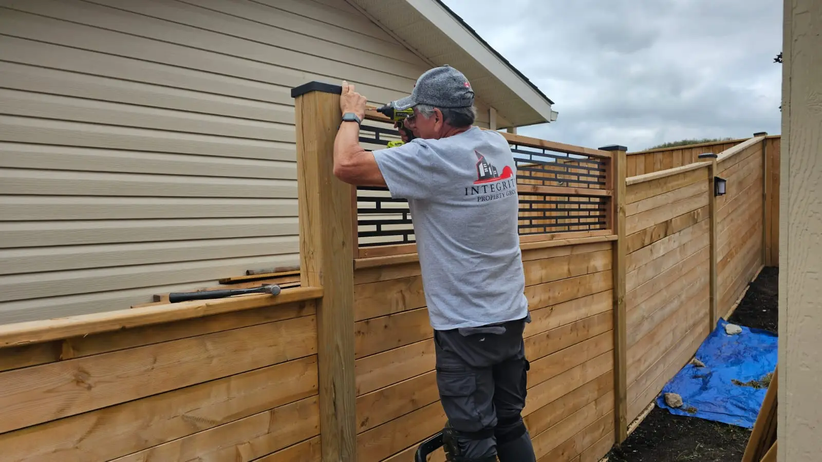 Fence repair