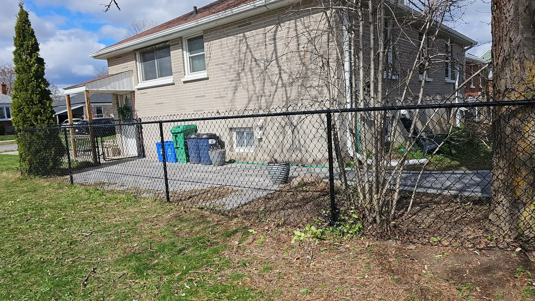 Residential Chain link Fence