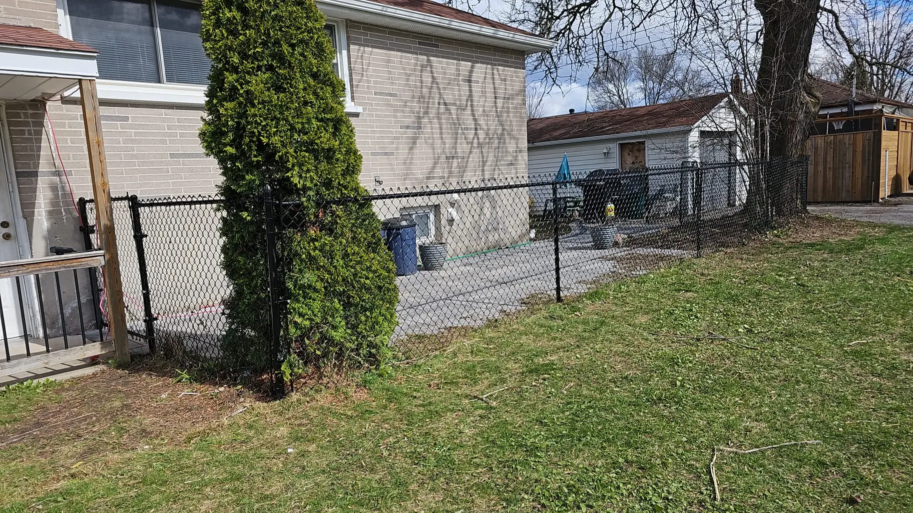 Residential Chain link Fence